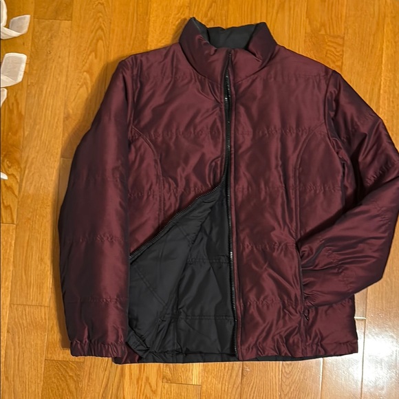 New York & Company Deep Red Puffer Jacket - Picture 1 of 2